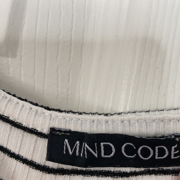 Mind Code black white stripped button up dress - Picture 6 of 17